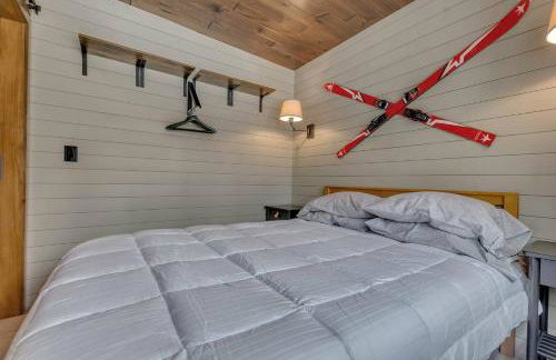 Modern Tiny Home Wraparound Deck - Foto 26