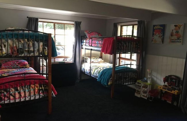 Tudor House - Large Family Home - Foto 4