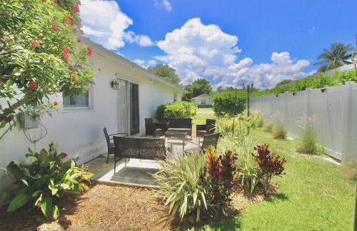 Coastal Village Retreat - Photo 22