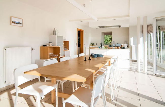 Luxurious Villa With Pool and Sauna, and Very Suitable for Culinary Workshops - Photo 31