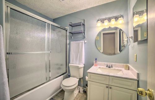 2 Mi to Beach! Bayside PCB Escape with Pool Access - Foto 17