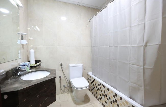Elite LUX Holiday Homes - Spacious 1 BR Near Metro Station in Al Furjan Dubai - Foto 19