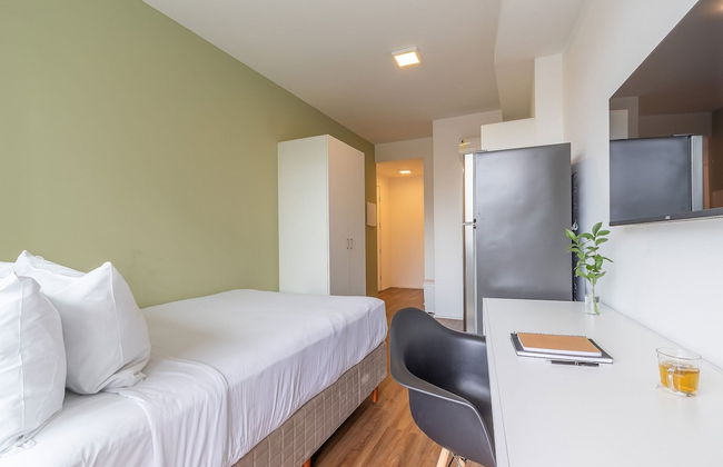 Setin Downtown Praca da Sé by Viva - Prédio completo com piscina perto de estação de metrô no Centro de São Paulo - Foto 7