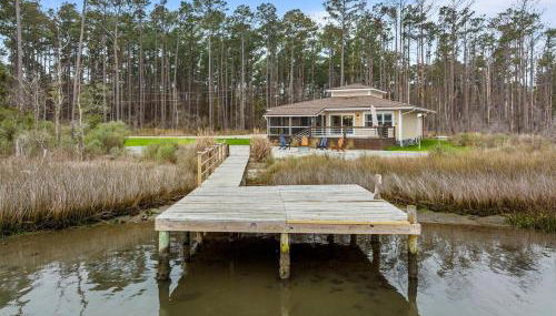 Water's Edge Retreat home - Foto 1