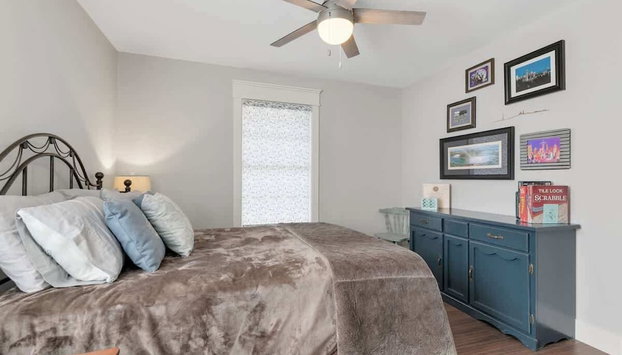 Gorgeous Home With Grill 5min From Mainst! - Foto 5, Habitación