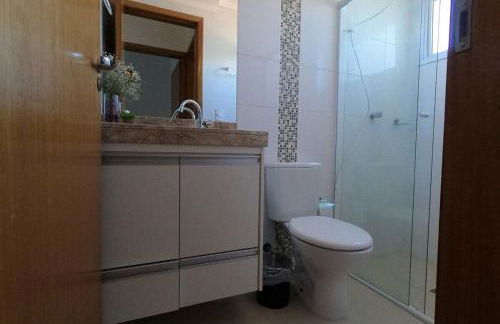 FRODO-APTO 2 dorm, wifi, ar cond suite, vaga garagem - Foto 27