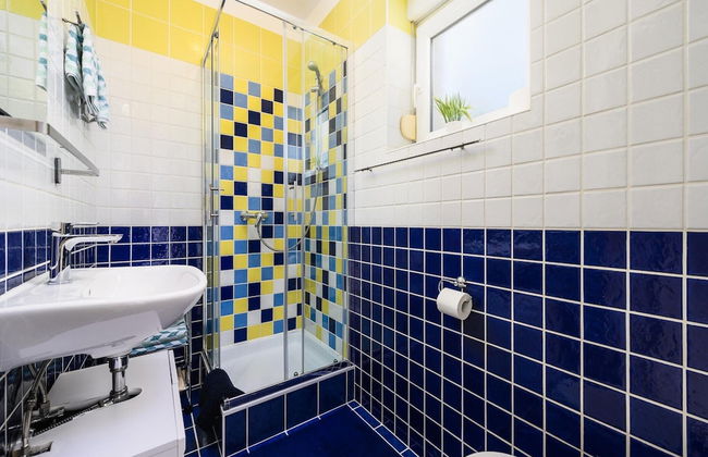 Villa Elisa With View - Foto 16