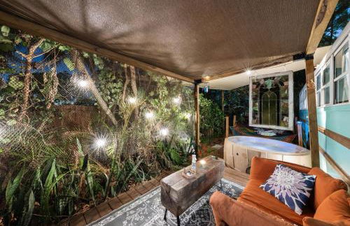 Cozy AF Medusa the Bus-Lux - Foto 23