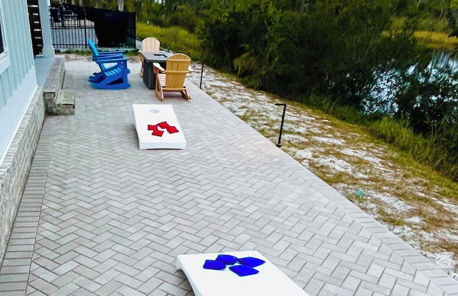 Sandy Cheeks Pet Friendly - Photo 117