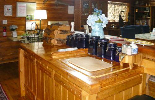 Cozy Immaculate Cabin - Peaceful Retreat! - Foto 6