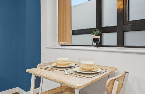 Stylish One Bedroom City Centre Aprt with Free Parking - Foto 3