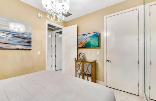 XL Terrace, Lazy River, I-O Pools, Game Room, Spa, Beach, Luxury 2-2 Penthouse! - Foto 63