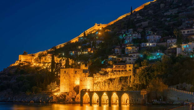 Views of the castle at night