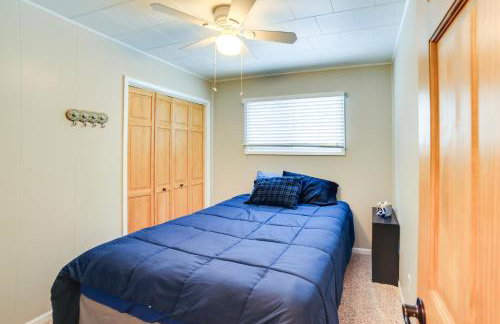 Manistique Lake Retreat with Dock! - Foto 21