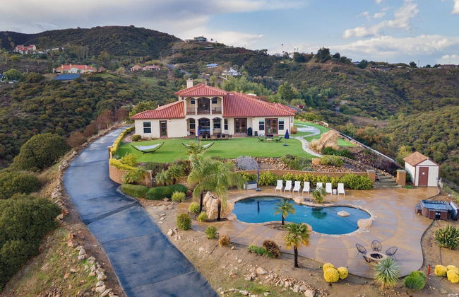 Colina by Avantstay Secluded Mountain Top Oasis w/ Pool, Hot Tub & Putting Green! - Foto 68