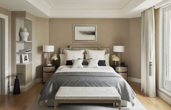 Four Seasons Hotel George V - Photo 13