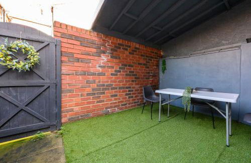 Three Bedroom House By Brookland Stays Serviced Accommodation Short Lets Manchester With Free WiFi - Foto 10