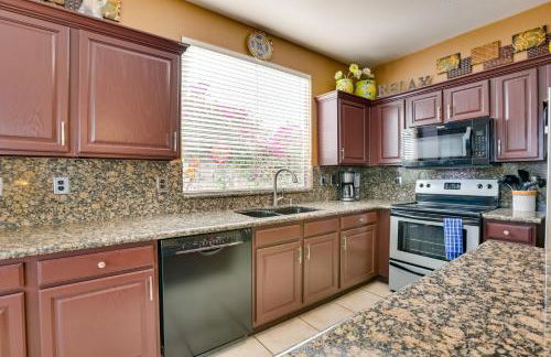 Outdoor Oasis! Getaway 5 Mi to State Farm Stadium - Foto 18