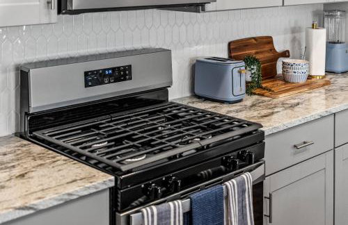 4Bed Luxury Getaway with Pool Table and Near Lake Lavon - Foto 44