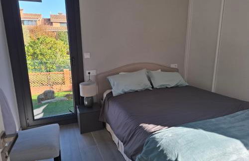 Chalet de lujo con piscina cercano a la playa - Foto 35