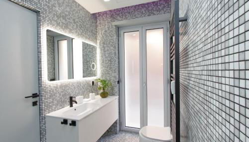 Luxury Wellness SPA Apartment with Jacuzzi & Turkish bath, free parking - Foto 4