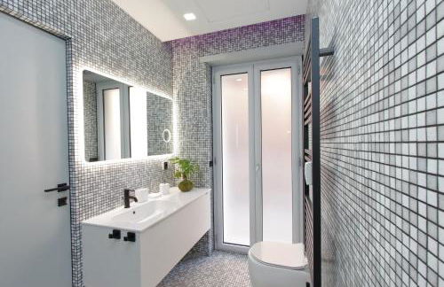 Luxury Wellness SPA Apartment with Jacuzzi & Turkish bath, free parking - Foto 4