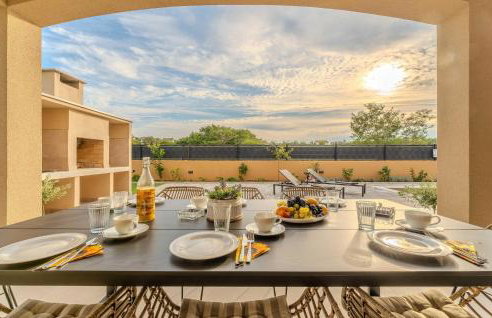 4 Bedroom Cozy Home In Jovici - Photo 6