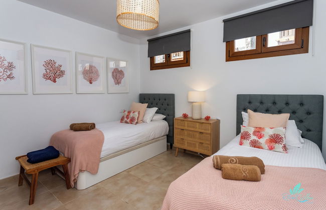 4 Bed Villa - Heated Pool, Pool Table, Bbq, Patio - Photo 2