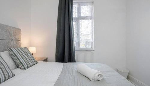 Stunning Top 2 Bed Flat Tilbury Central Location - Foto 5, towels