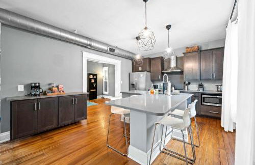 1BR - Walk to Convention Center & Stadiums - Foto 11