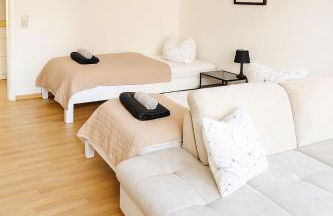 TOP ANGEBOT - große Wohnung - max 6 Personen - WiFi - Waschmaschine - Badewanne - 2 Parkplätze - zentrale Lage - große Küche TOP - Foto 15