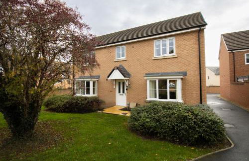 5 Bedroom House - Sleeps 10 - Parking - Trowbridge - Foto 41