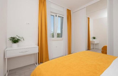 Cozy Home In Veliki Brocanac - Foto 40