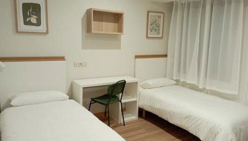 Habitaciones con baño propio y zonas compartidas - Foto 1