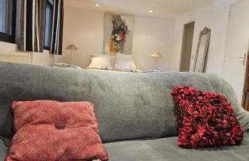 Le Clos Saint Jean, vue Cité, piscine et parking - Foto 33