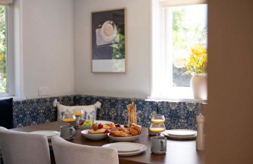 The Garden Cottage with Hot Tub - Foto 24