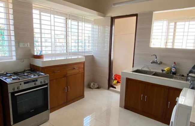 4 Beds Condo Holiday Home at Bashundhara, Dhaka - Foto 9