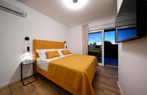 Villa Nostro Porto with pool - Photo 35