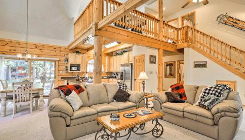 Bayfield Cabin with Wraparound Deck and Fire Pit - Foto 3