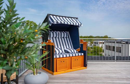 Sonnendeck Schwerin - Apartment mit Dachterrasse, Seeblick, Parkplatz, Fahrradschuppen, King-Size Bett - seenah relaxen - Foto 21