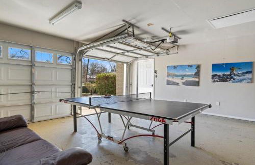 Luxury Austin Retreat w Pool, Games, Sleeps 12 - Foto 43