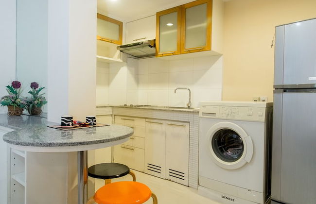 Silom convent garden - Photo 43