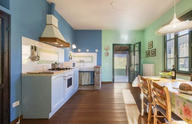 Villa Popiglio Comfortable Holiday Residence - Photo 11