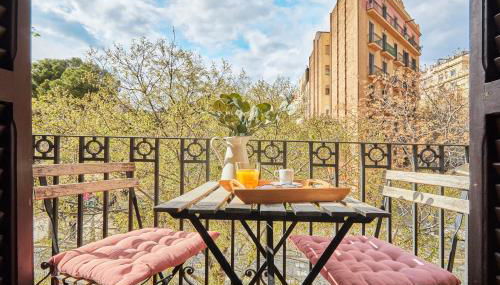 BBarcelona Sagrada Familia Garden Apartment - Photo 2