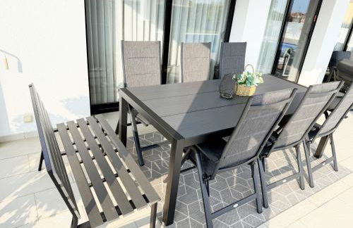 Luxury villa with large swimming pool and outdoor area - Foto 21