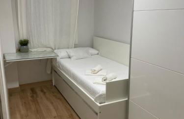 Amplio apartamento, playa, tren - Foto 18