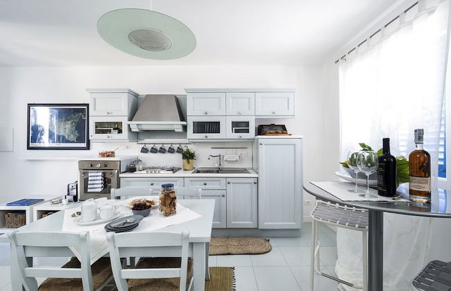 Spuma di Mare - Delfino - Foto 8