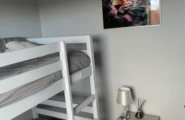 Affordable Luxury 4 Stunning apartment Sunderland close to City centre hospital Crown Works Studio and Nissan - Foto 23
