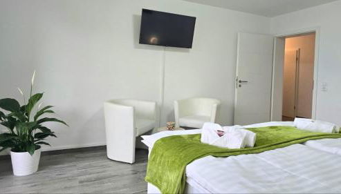 HAPPY HOMES FUN - Dein Erlebnis-Apartment für Gamer, Helden & große Kinder - Parkplatz - PS5 - WLAN - Foto 3, furniture