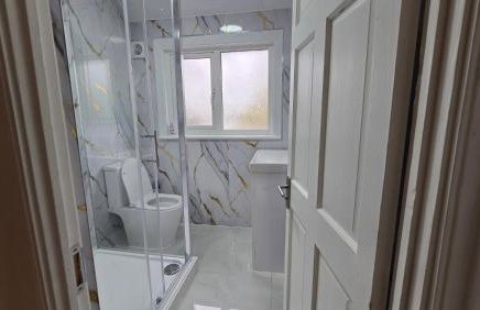 Cosy 3BDR Home With Free Parking In Harrow - Photo 6